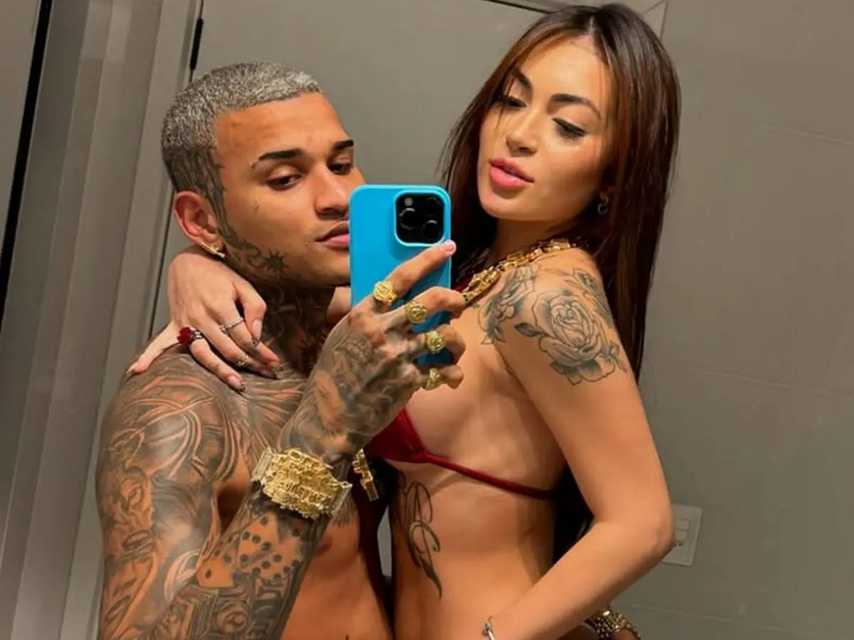 Fato foi compartilhado por Mari nos stories do Instagram