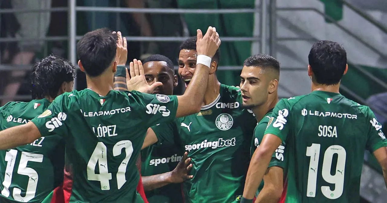 Verdão bateu o Sporting Cristal com gols de Murilo e Flaco López.