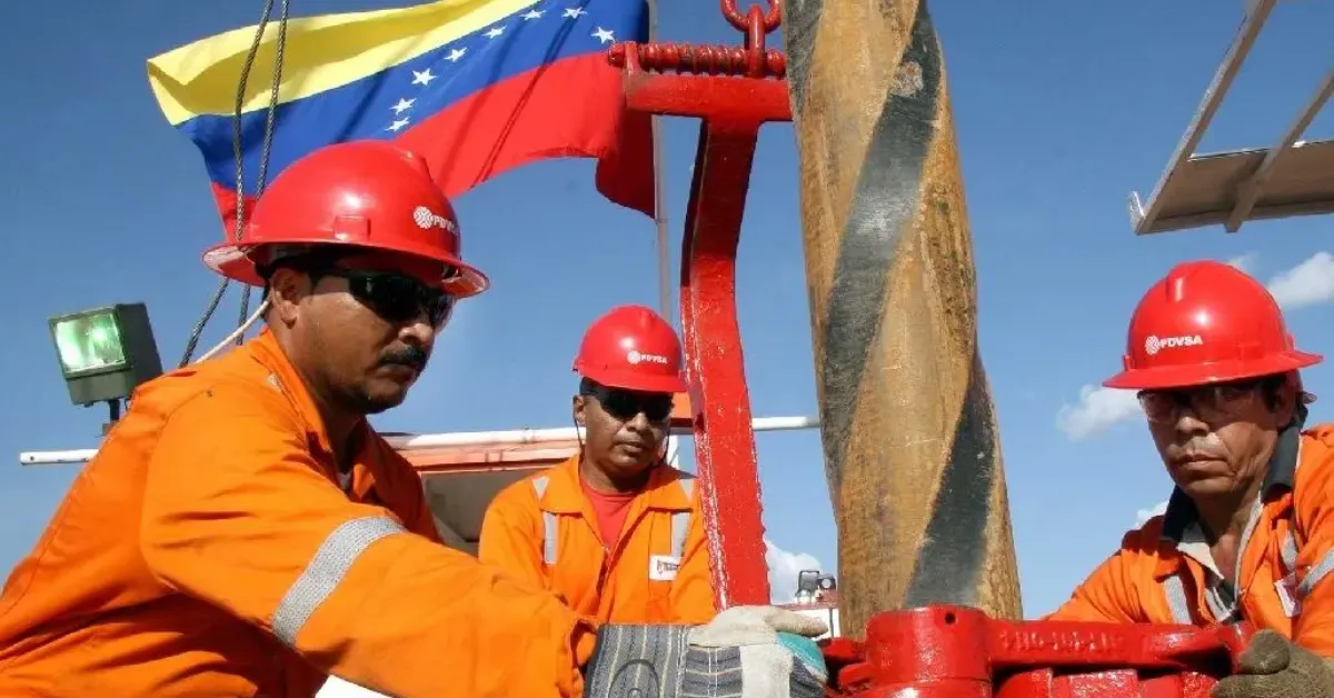 Com as maiores reservas de petróleo do mundo, a Venezuela concentra uma riqueza trilionária que intensifica disputas geopolíticas e reforça o interesse estratégico dos EUA no país.