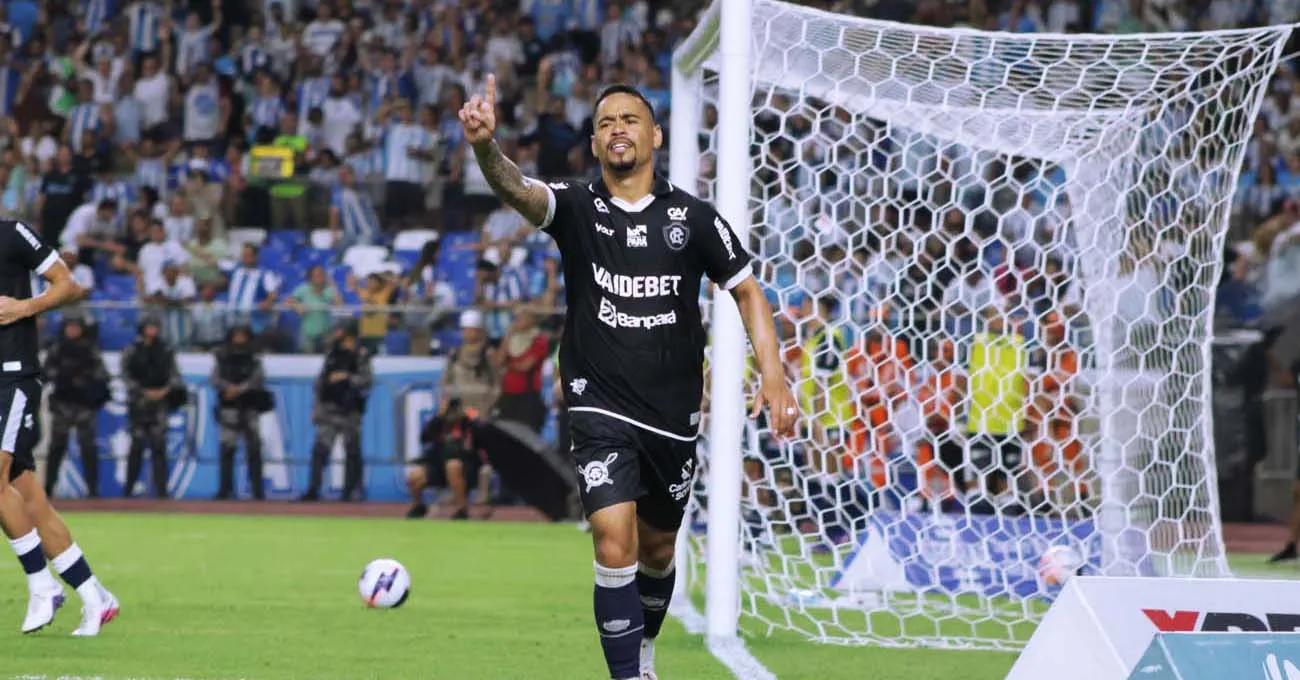 Pikachu marcou, mas gol foi anulado por impedimento de Alef Manga.