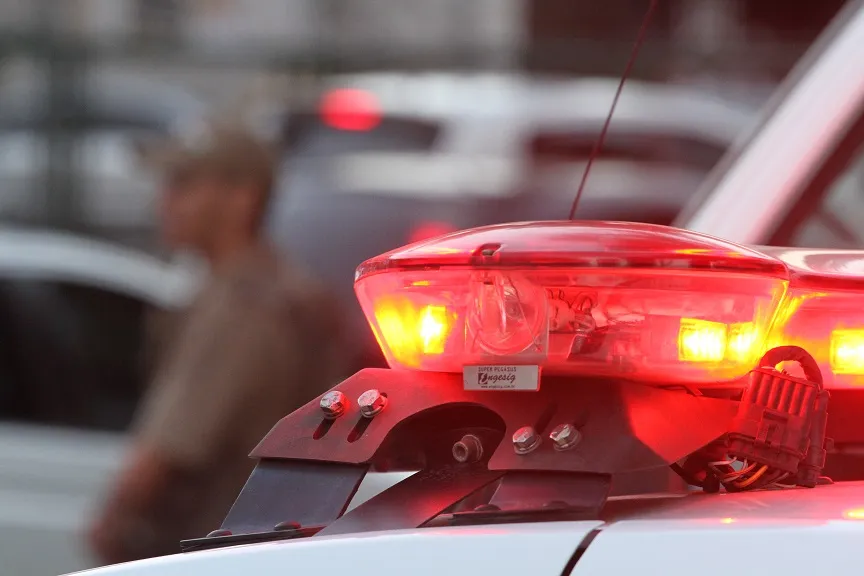 De acordo com testemunhas, a vítima teria sido atingida por pelo menos três disparos de arma de fogo.