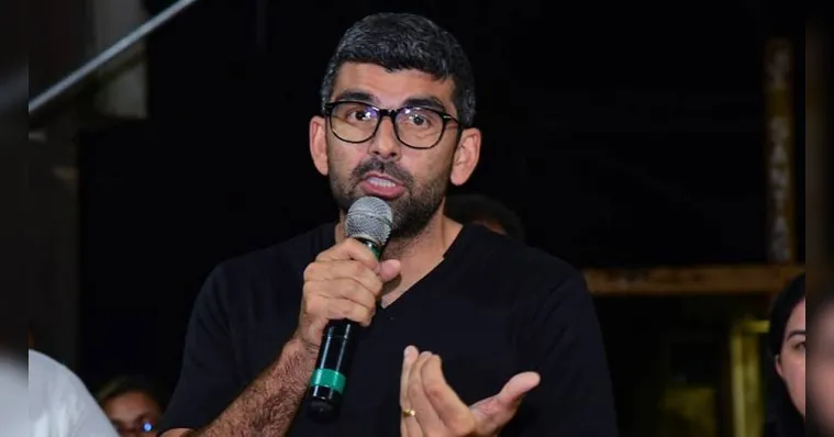 Gestão de Daniel Santos tem se notabilizado por gastos exorbitantes e explosão da dívida pública.