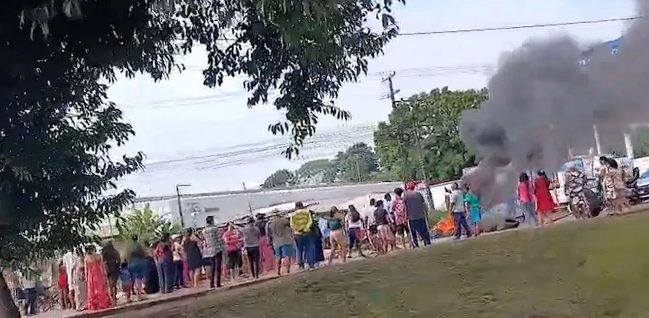 BR-316: via foi bloqueada por uma grupo de manifestantes.