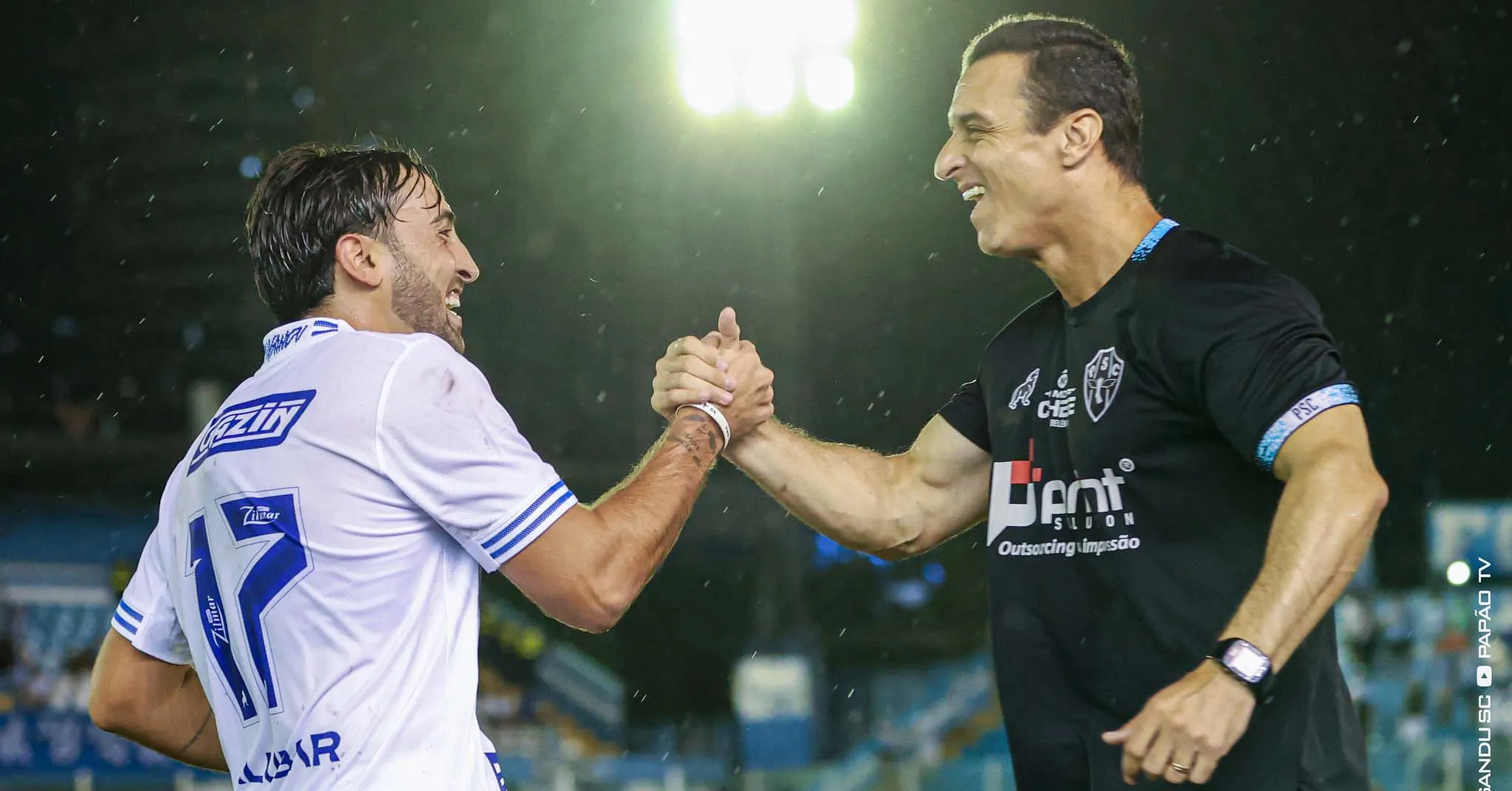 Treinador vem dando oportunidades para a base bicolor