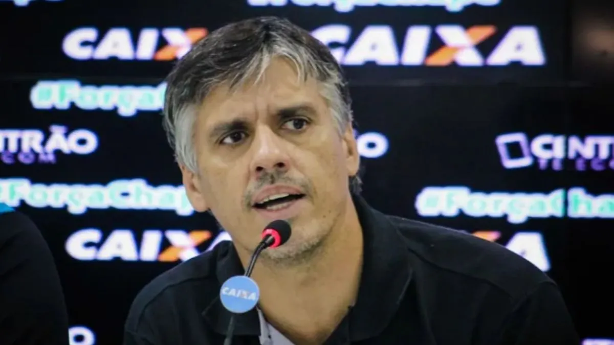 Sérgio Serra assumiu o Paysandu para o biênio 2017/2018, mas sofreu ameaças de morte e ficou no cargo apenas 6 meses.