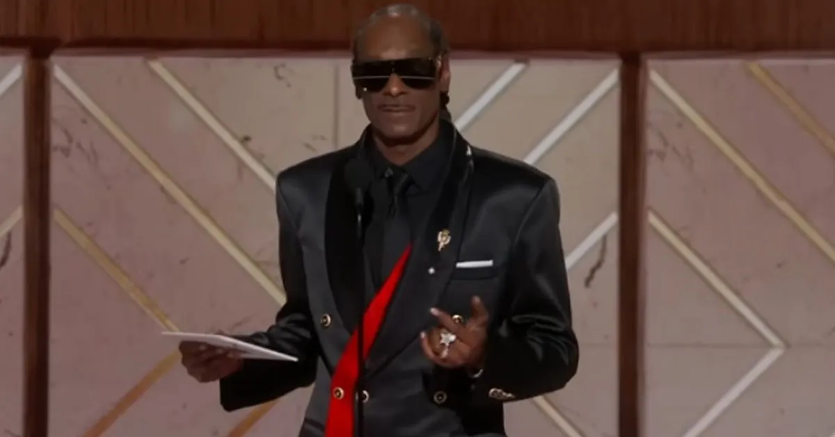 A imagem foi censurada durante a transmissão nos Estados Unidos, mas foi exibida no Brasil.