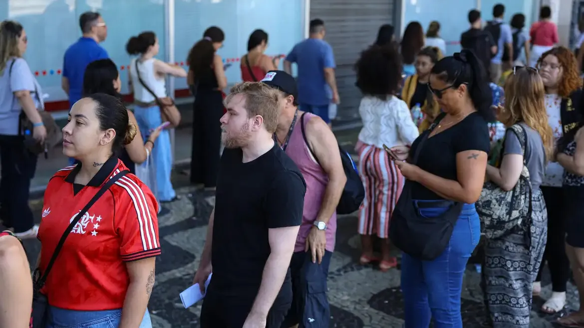 A prova discursiva do CNU 2 foi aplicada em 7 de dezembro de 2025, em 228 cidades do país.