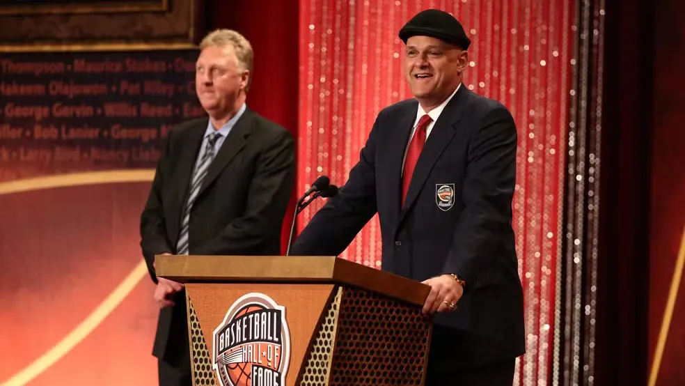 Oscar Schmidt, a lenda do basquete brasileiro, faleceu aos 68 anos.