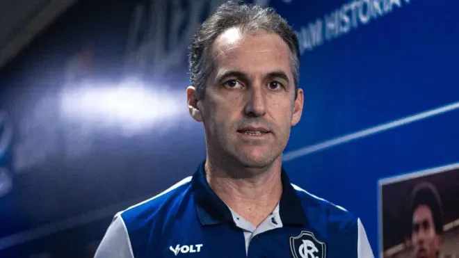 Técnico do Remo Léo Condé