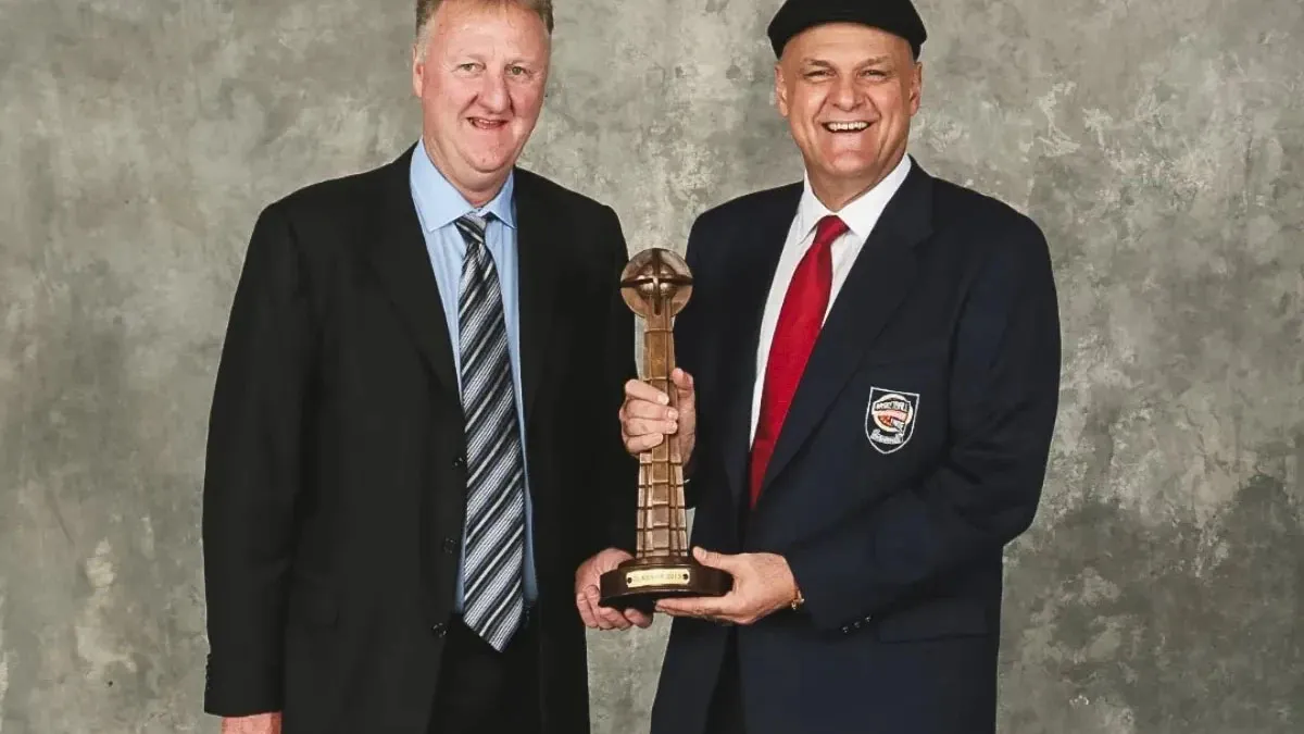 Oscar Schmidt, o icônico "Mão Santa" e suas conquistas memoráveis.