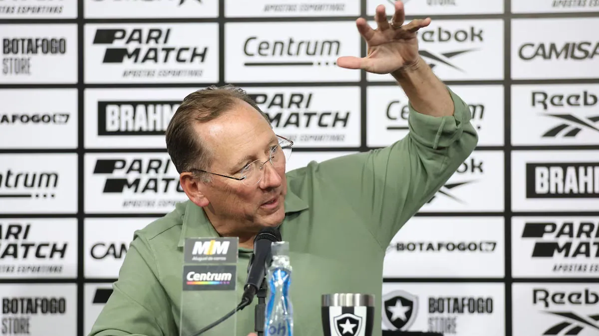 Botafogo enfrenta crise financeira severa com dívida de R$ 2,7 bilhões.