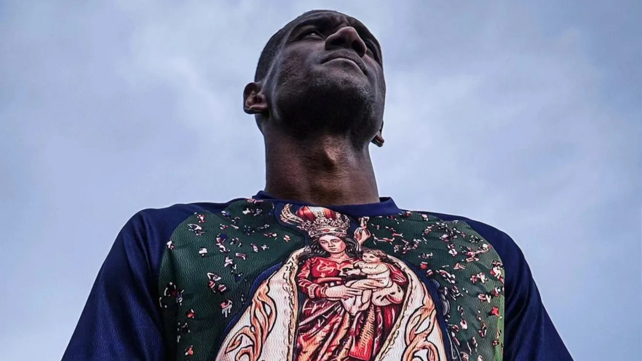 As peças já estão disponíveis nas lojas oficiais do clube e canais de venda