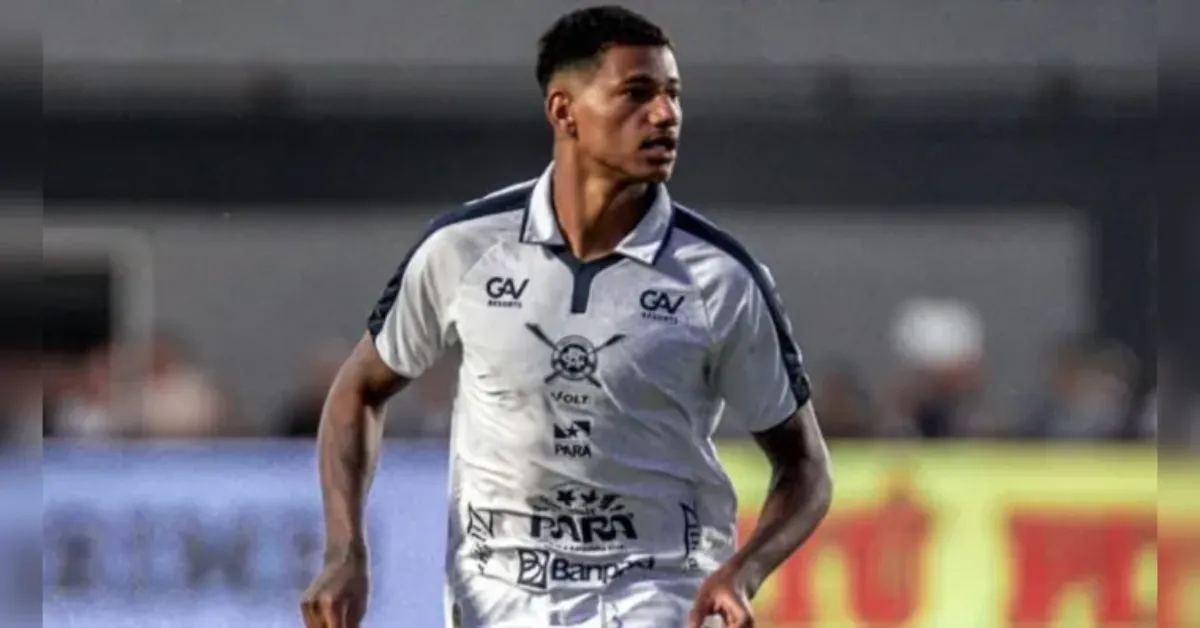 Marrony deixa o Remo após 21 jogos e dois gols e segue, por empréstimo, para o Atlético Goianiense na sequência da temporada.