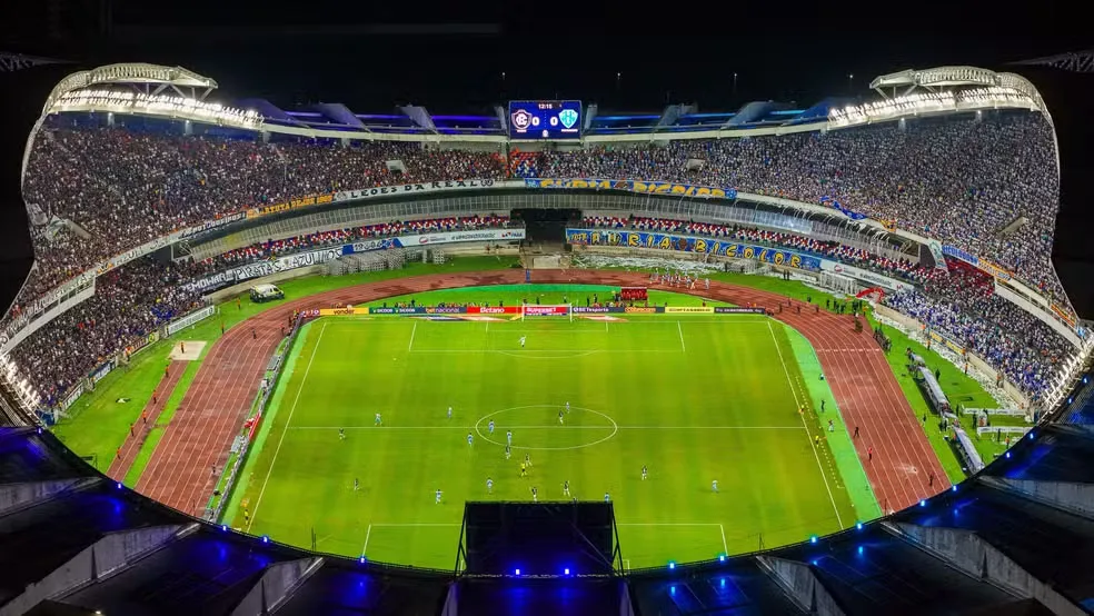 Remo e Paysandu se enfrentam no clássico decisivo do Paraense.
