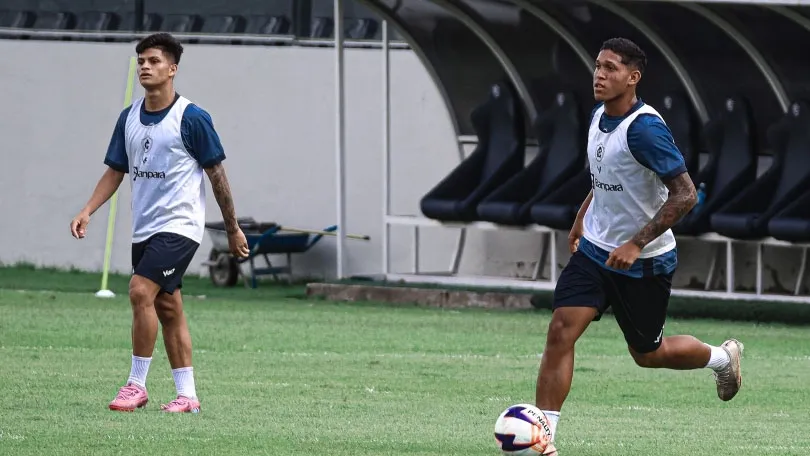 Clube do Remo parte para estreia na Copa Norte com novos talentos e mudança na comissão técnica