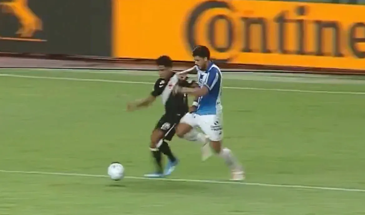 Vasco tem gol anulado em jogo da Copa do Brasil, diante do Paysandu