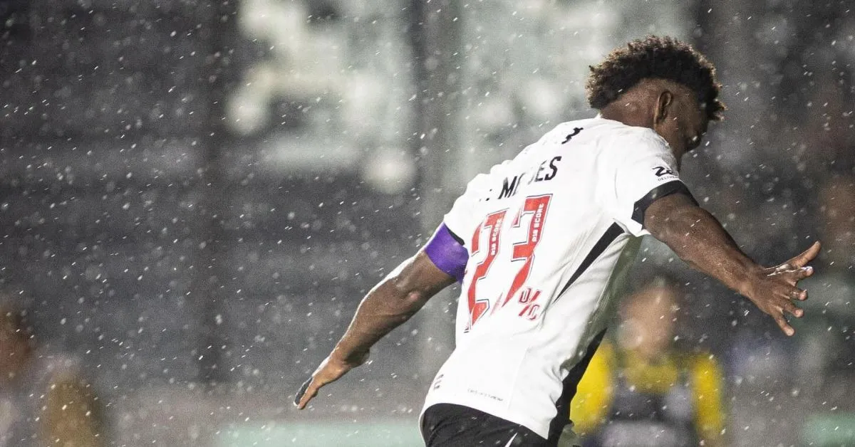 Imagem ilustrativa da notícia: Vasco vence o Palmeiras de virada na estreia de Renato Gaúcho