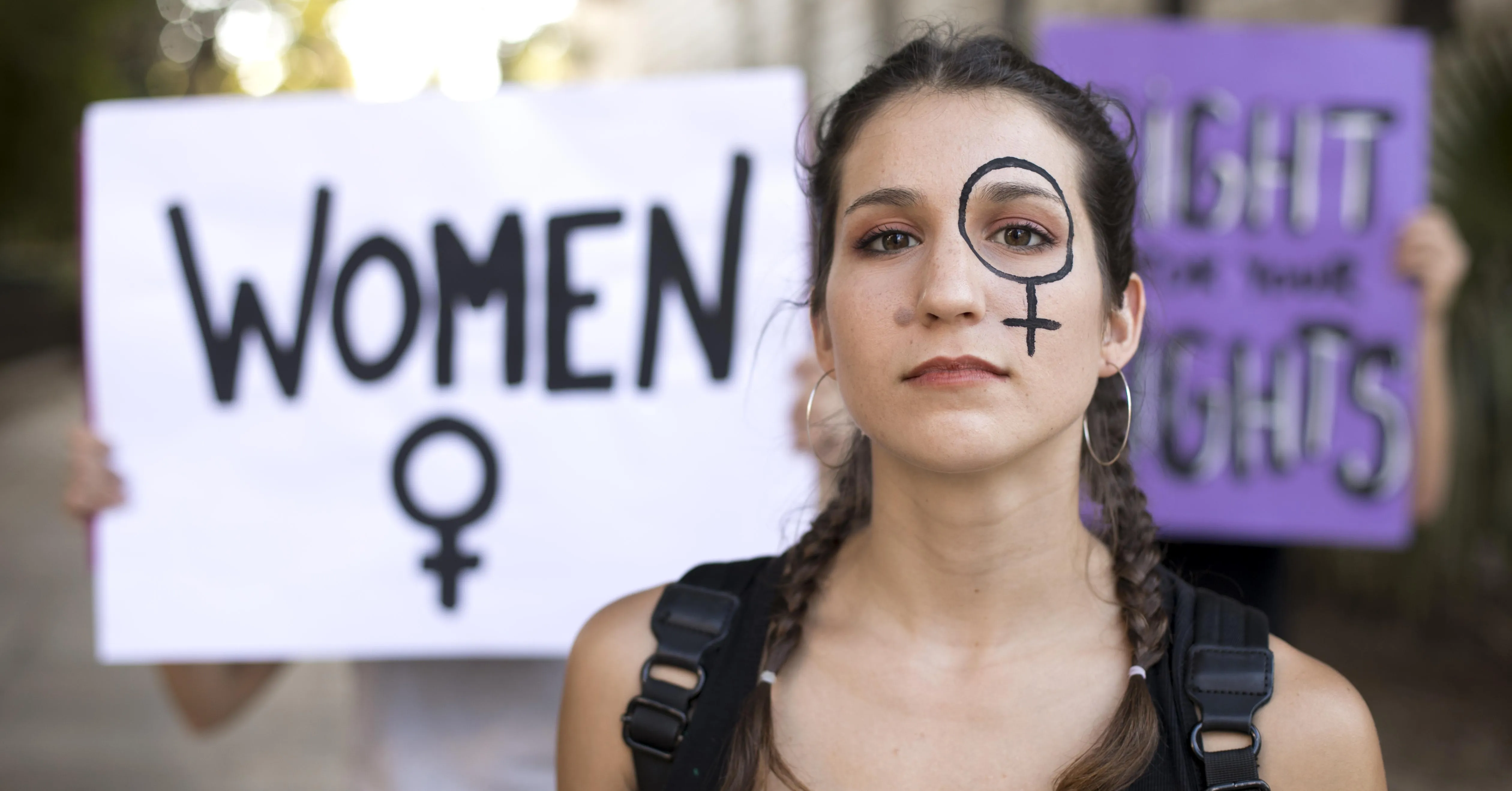 A brutalidade de alguns episódios recentes expôs novamente a dimensão da violência de gênero no Brasil.