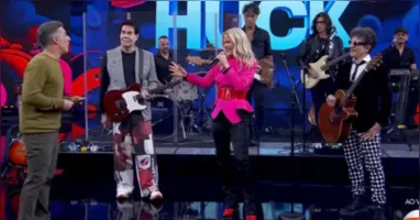 Integrantes do Kid Abelha se apresentam no Domingão com Huck e anunciam turnê comemorativa