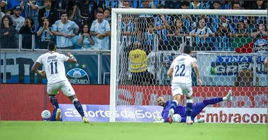 Manga perdeu pênalti no primeiro tempo