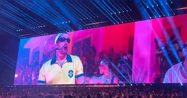 Bad Bunny vestiu camisa da seleção em primeiro show no Brasil