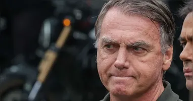 De acordo com a decisão, Bolsonaro ficará custodiado em uma Sala de Estado Maior