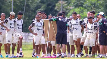 O Paysandu implementa rodízio de jogadores da base nos treinos do profissional