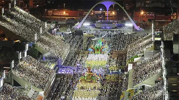 Carnaval do Rio de Janeiro: Os desfiles irão acontecer entre domingo (15) e terça-feira (17).