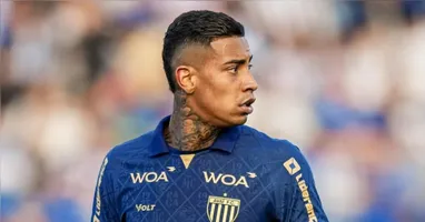 Atacante está livre no mercado