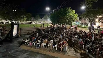 O projeto “Cinema na Rua” é realizado pela Casa da Cultura local