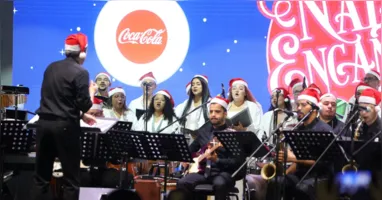 Coro Carlos Gomes encanta no Natal Encantado do Parque da Cidade com clássicos natalinos.