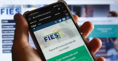 Estudantes já podem consultar o resultado do Fies 2026 no Portal Único de Acesso e devem complementar as informações para garantir o financiamento.