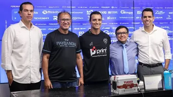 Paysandu se reestrutura após rebaixamento e ganha elogios de técnico pela organização interna