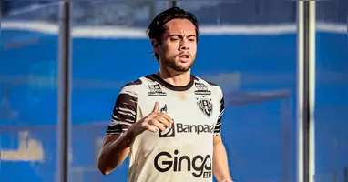 A saída do jogador do Náutico ocorre paralelamente a uma disputa judicial com o Paysandu.