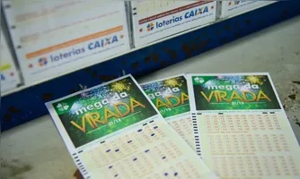 As apostas podem ser feitas em mais de 13 mil lotéricas de todo o país, pelo portal da Caixa e pelo aplicativo de loterias da Caixa.