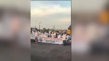 Um grupo de manifestantes interditou um trecho estratégico da rodovia PA-150, no município de Goianésia do Pará
