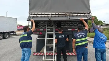 A Secretaria de Estado da Fazenda (Sefa) interceptou duas grandes cargas de mercadorias que tentavam ingressar no território paraense sem o recolhimento legal