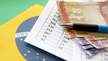 A política de reajuste resgatada pelo governo utiliza uma fórmula que garante o ganho real aos trabalhadores