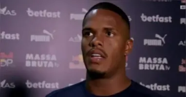 O zagueiro Gustavo Marques, do RB Bragantino, foi punido pelo clube após declarações machistas contra a árbitra Daiane Muniz depois da eliminação no Campeonato Paulista.