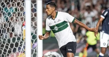 Pedro Rocha fez valer a "Lei do Ex" e marcou o gol da vitória do Coritiba sobre o Remo.