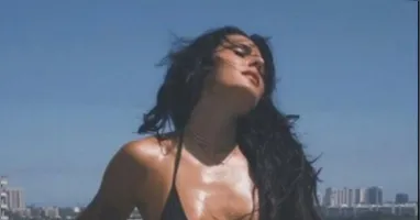 Os fãs da artista rapidamente reagiram à foto com diversos elogios.