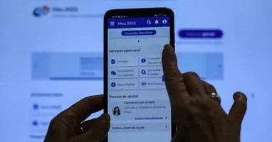 Atualmente, o novo sistema monitora as atividades dos cidadãos em diferentes cadastros.