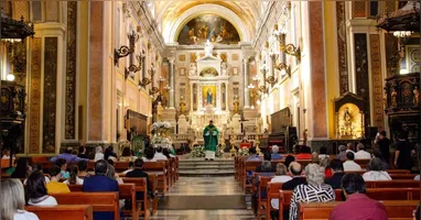 Missa ocorre em meio ao apelo recento do Papa, que defendeu a busca por soluções baseadas no diálogo e na reconciliação.