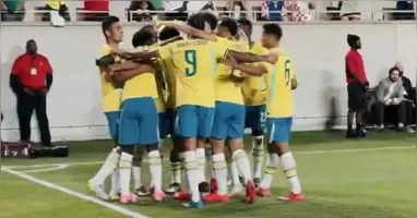 Jogadores comemoram vitória contra os croatas