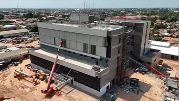 O hospital foi projetado para ser uma referência em modernidade tecnológica e humanização.