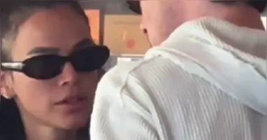 Atriz Bruna Marquezine reage após ter imagem capturada dentro de casa por drone e divulgada nas redes sociais.