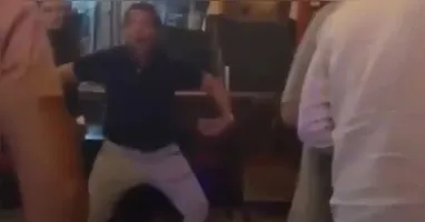 Jornais de todo o país criticaram o gesto de Mariano Páez.