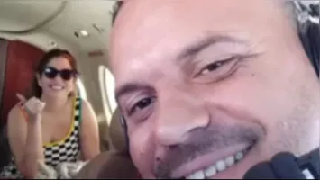 Foto foi tirada pouco antes da aeronave cair.