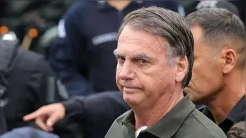 Bolsonaro está preso desde o dia 22 de novembro na Superintendência da Polícia Federal do Distrito Federal.