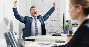 Mudanças positivas no ambiente profissional deve ocorrer em janeiro para esses signos.